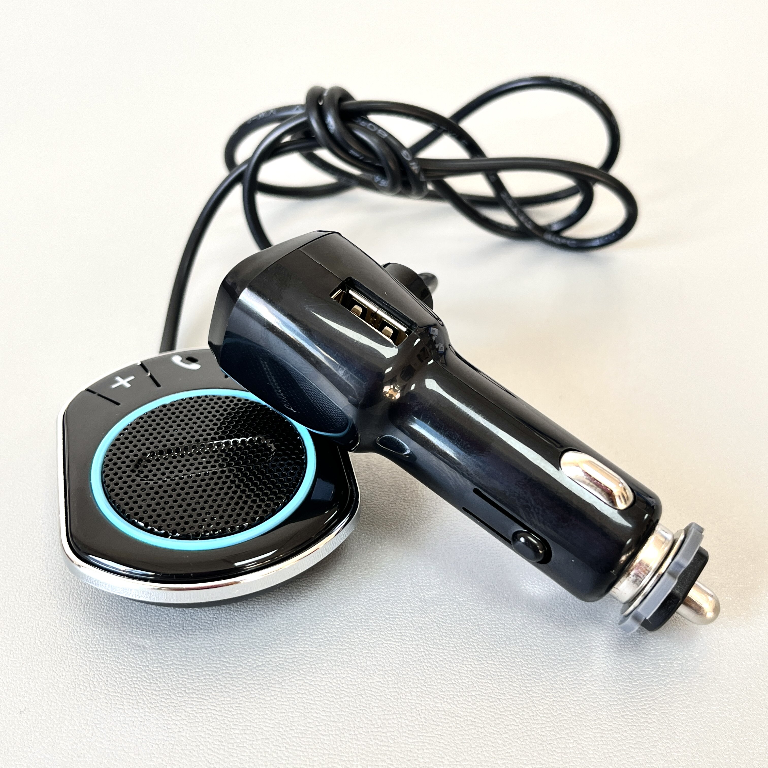 老古董了！二合一车载蓝牙MP3播放器带USB 2.1A充电口手机充电器