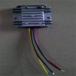 12V24V转5V10A50W车载LED电源DC-DC车载降压器模块LED显示屏电源