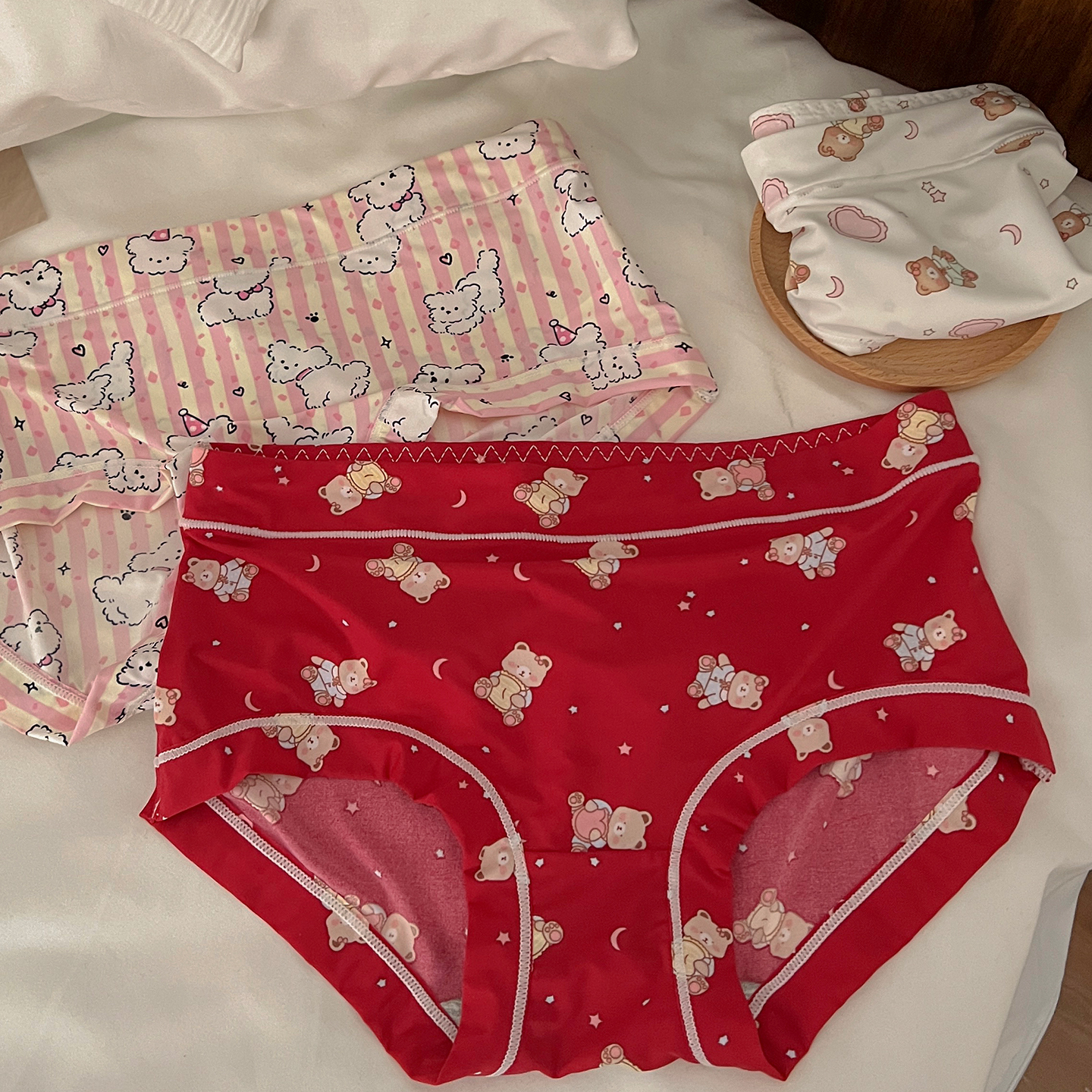 女生冰丝牛奶无痕新款