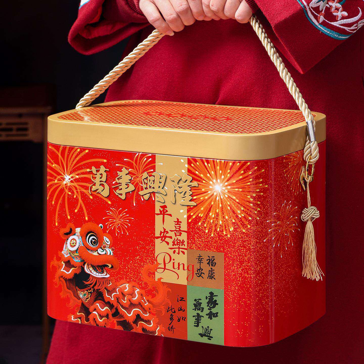 通用年货礼盒空盒零食曲奇蛋卷饼干马口铁盒特产干货坚果包装盒