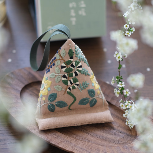 手工diy刺绣粽子手机支架材料包