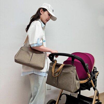 简约轻便大容量耐磨单肩妈咪包
