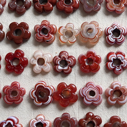 diy手作串珠红色厚切土耳其玻璃花2cm101-150