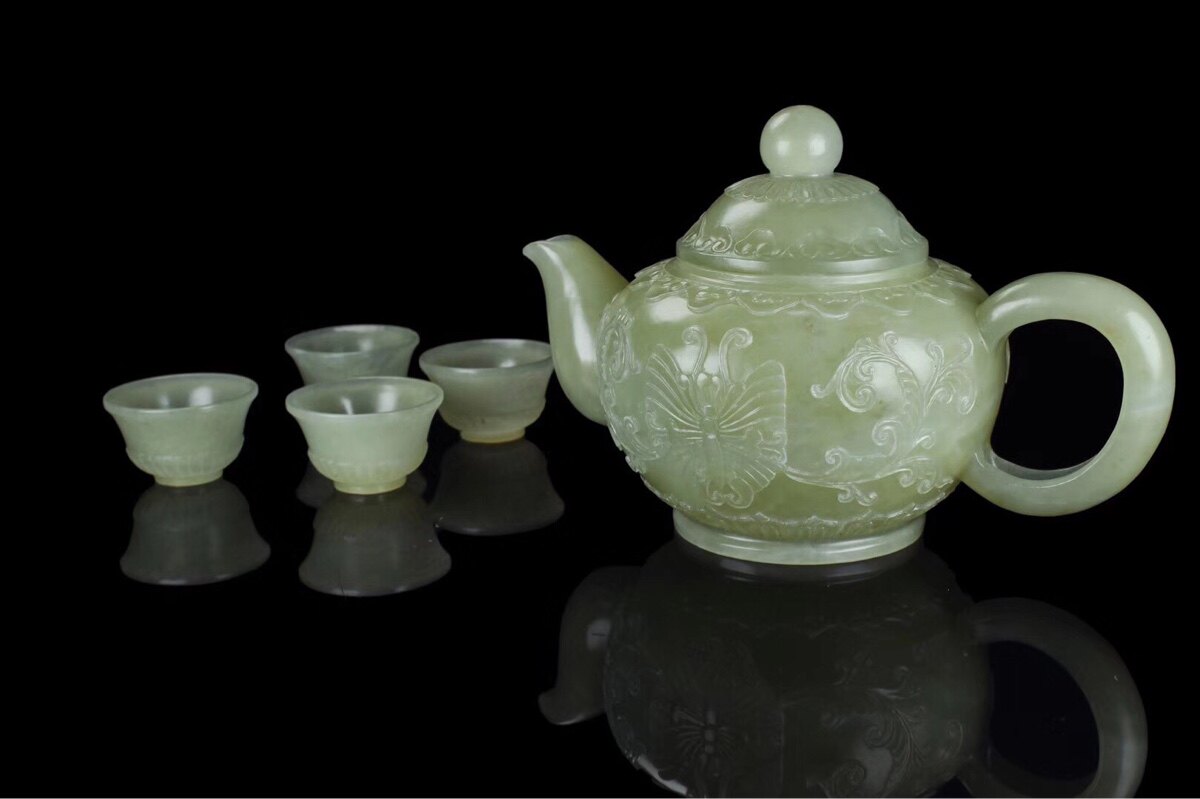 【清心玉壶】 和田玉翠青料,清心靓丽,