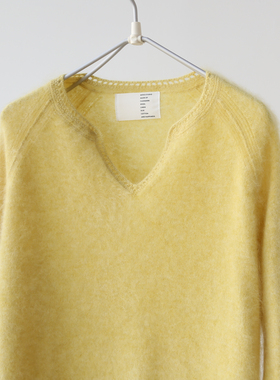 冬季女士温柔甜美拉绒拉毛软糯舒适V领百搭羊绒针织衫毛衣上衣