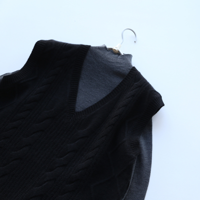 无袖针织毛衣麻花纹理加厚马甲