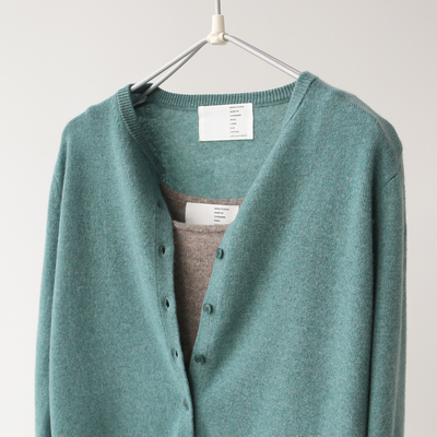 秋冬女士清冷感经典基础款百搭舒适保暖圆领羊绒针织开衫上衣