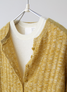 秋冬新款 温柔细腻舒适女士夹花黄色小山羊绒衫针织外套开衫