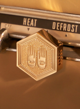 handhandhand 三手车载香薰香氛摆件高级小众礼物出风口车内装饰