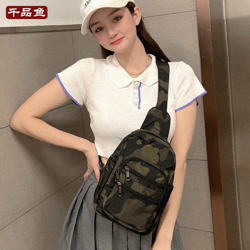 女士尼龙户外运动多口袋旅行包