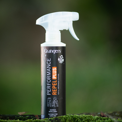 GRANGERS户外服防泼水修复喷雾