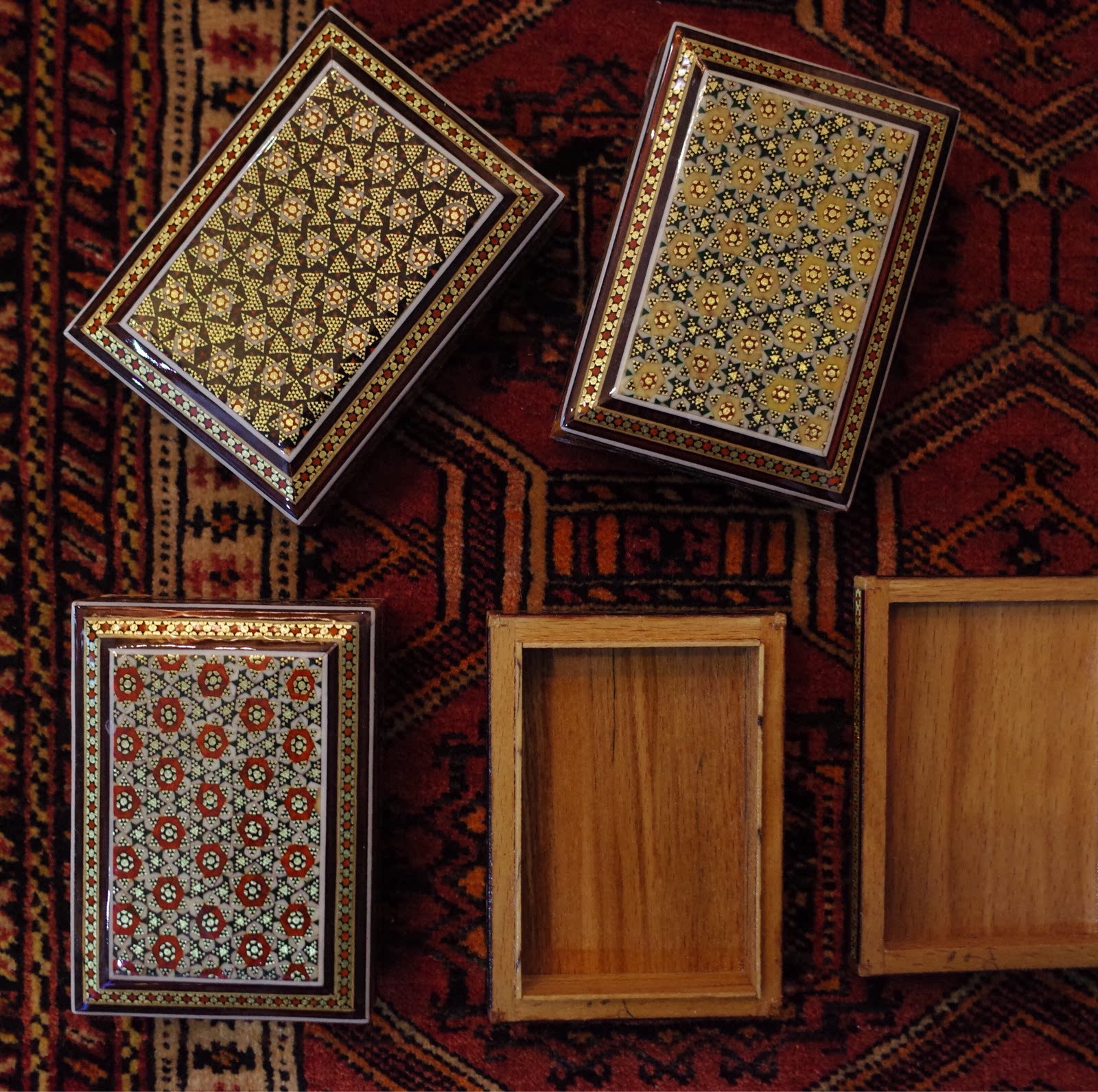 (已售罄)伊朗旅行带回特有工艺手工镶嵌精致木质首饰盒子