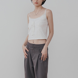 QUEENSHOP 2026春夏女装蕾蒂蕾丝剪接假两件细肩背心-白01099888