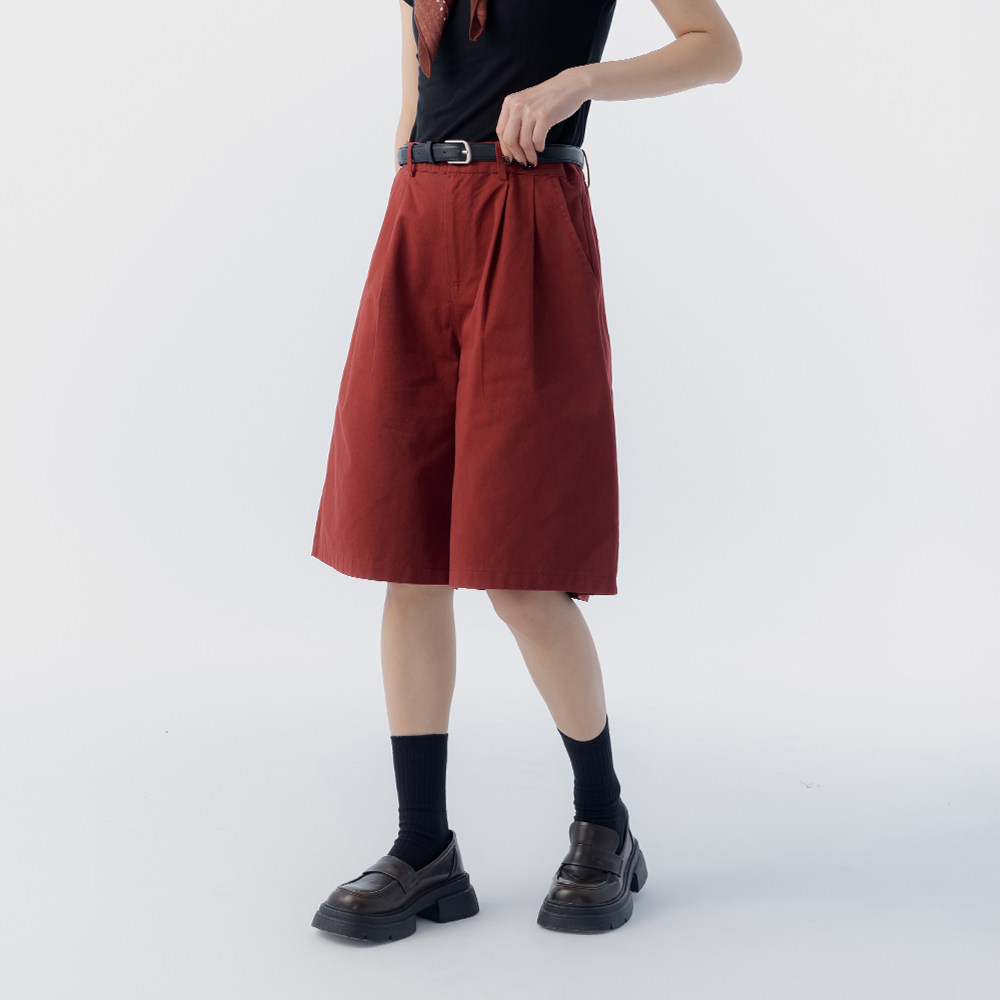 QUEENSHOP 2026春夏新品女装简约素面斜纹五分裤附皮带04102034