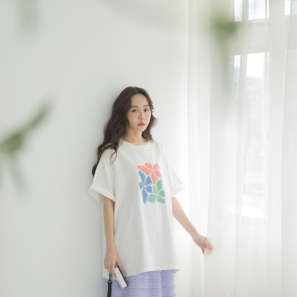 线条色块花花印图宽版上衣