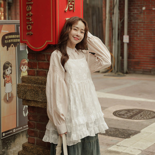 QUEENSHOP 2026春夏新品女装立体花荷叶透肤罩衫背心-白01099505