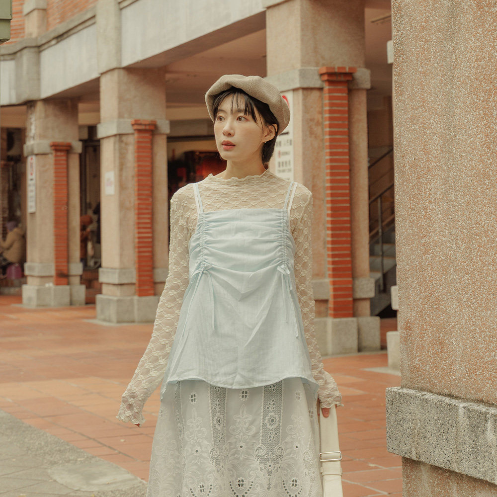 QUEENSHOP 2026春夏新品女装双抽绳绑带设计细肩罩衫背