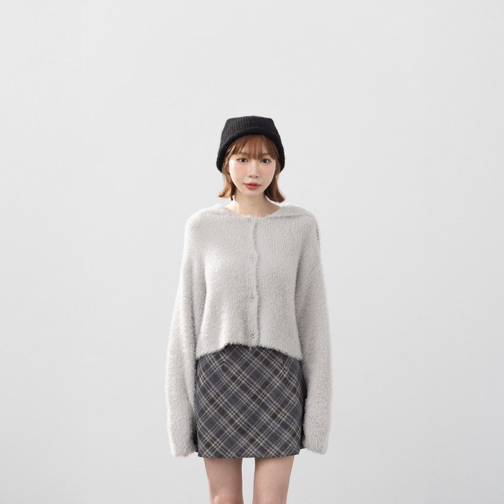 QUEENSHOP 2025秋冬新品女装质感仿貂毛水手领针织上衣