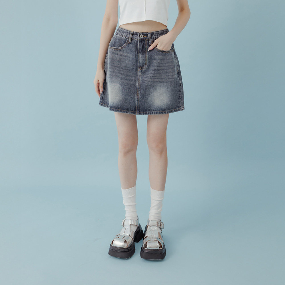 QUEENSHOP 2025春夏新品女装洗旧设计A字牛仔短裙03010906,女装/女士精品,半身裙,淘宝优惠券,粉丝福利购,淘宝优惠卷