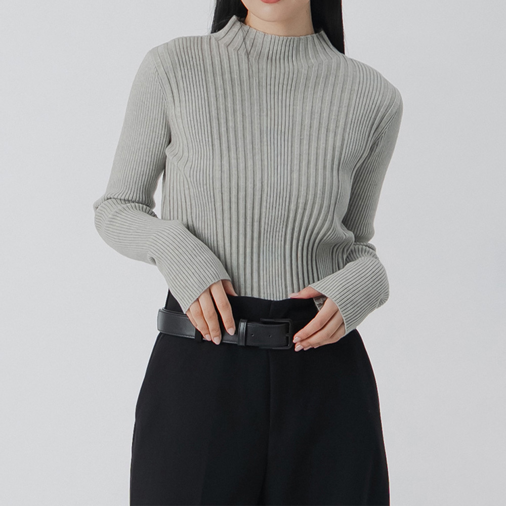 立体坑条高领针织上衣