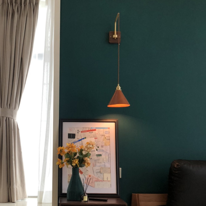 独家设计 手工制作 多色牛皮壁灯  胡桃木 独特壁灯 床头灯在类目 家装主材, 灯具灯饰, 壁灯中 - 来自Buy2taobao.com提供专业的淘宝代购服务