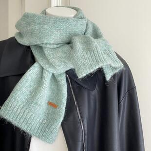 蓝绿色围巾软糯纯色小皮标围脖含5%羊驼绒冬季保暖高级感男女可用