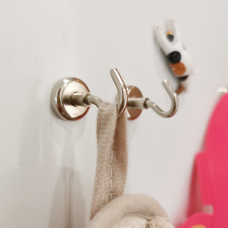 9种颜色的冰箱贴磁吸强力挂钩