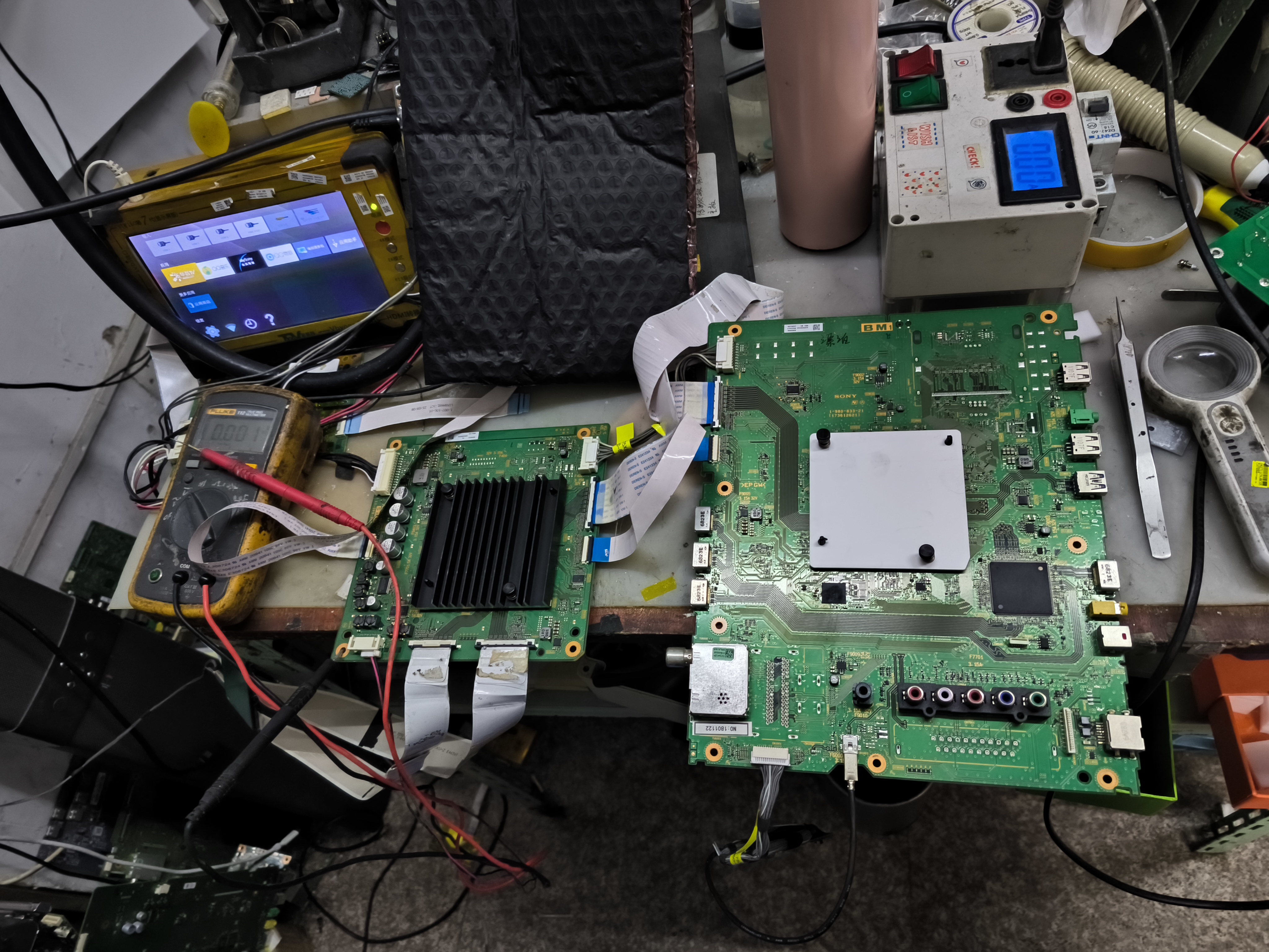 维修索尼KD-55/65/75/85X9300D/8500D/9400D主板1-980-833-11-840