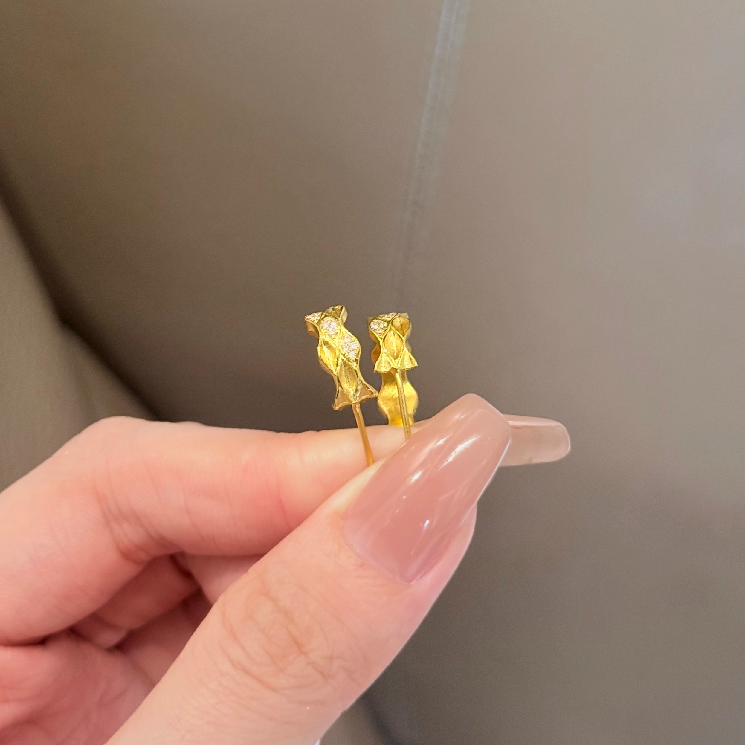 深圳黄金耳环女足金999时尚款耳钉支持复检带证书送礼盒