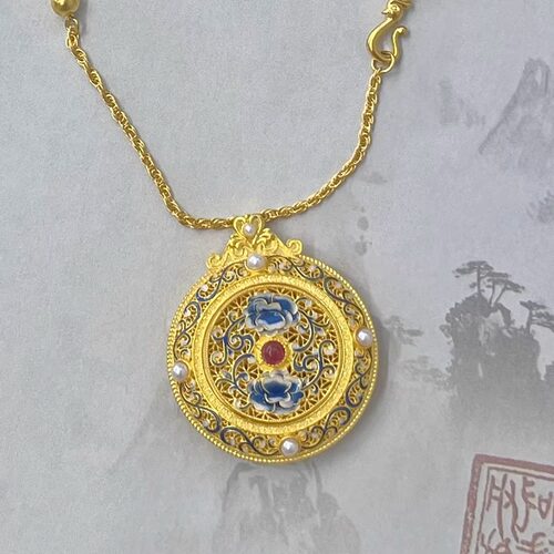 黄金吊坠青花珐琅风格镶嵌珍珠足金999吊坠女士经典国潮精工罗盘
