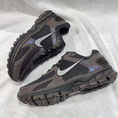 Nike耐克男子复古跑步风运动鞋