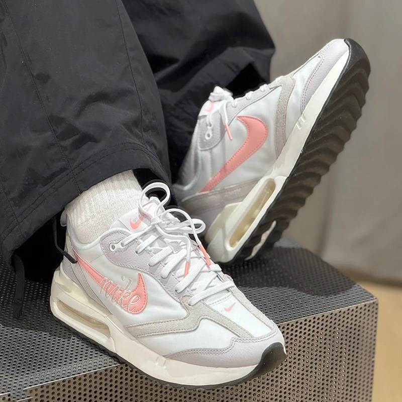 Nike耐克女子复古低帮运动鞋