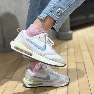 Nike耐克运动鞋女子复古休闲跑鞋