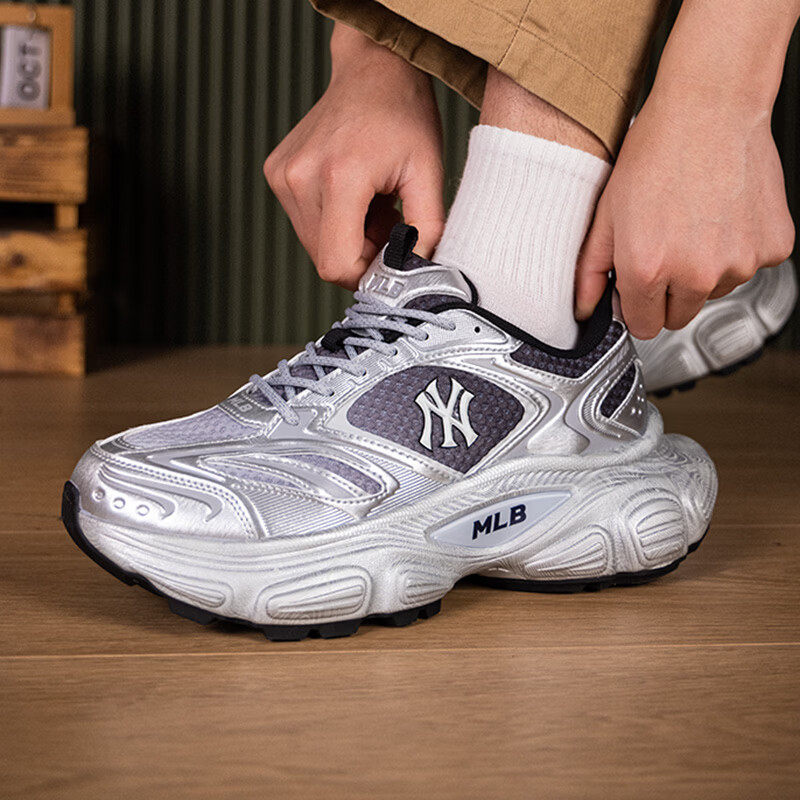 26新款MLB情侣运动鞋男女NY复古老爹鞋厚底增高休闲鞋3ASHWC46N
