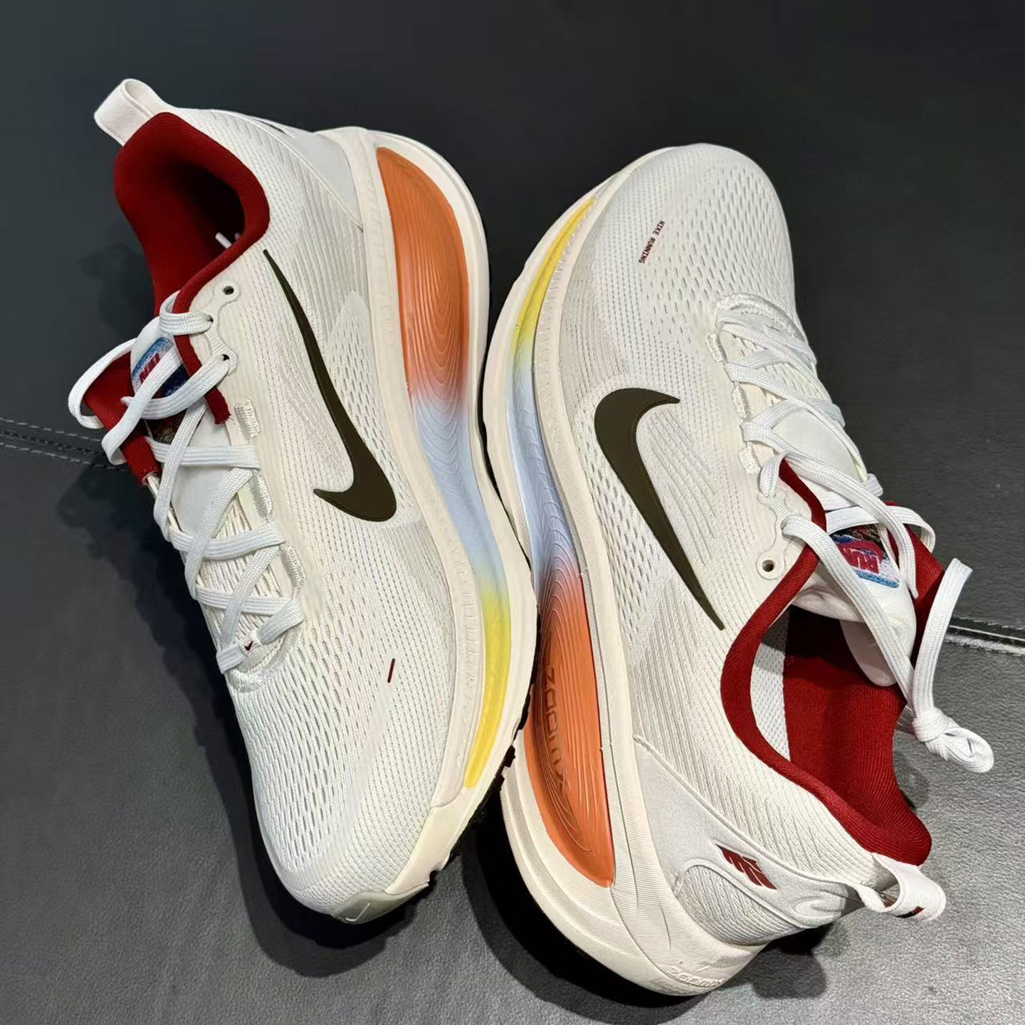 Nike耐克男子迈柔新年款跑步鞋