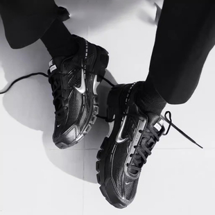 Nike耐克男子老爹鞋INITIATOR复古低帮黑武士跑步运动鞋IB4595