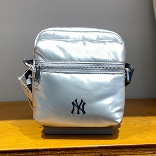 24新款 MLB情侣斜挎包男女NY复古休闲包运动单肩小方包3ACRM024N
