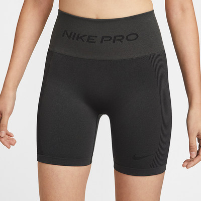 Nike耐克运动短裤女子紧身骑行裤