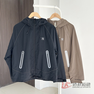 25新款MLB情侣冲锋衣外套男女NY明线连帽休闲运动夹克3AWJB0454