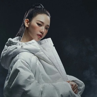 25新款Nike柳智敏同款耐克羽绒服女子连帽鸭绒保暖棉羽外套IB2006