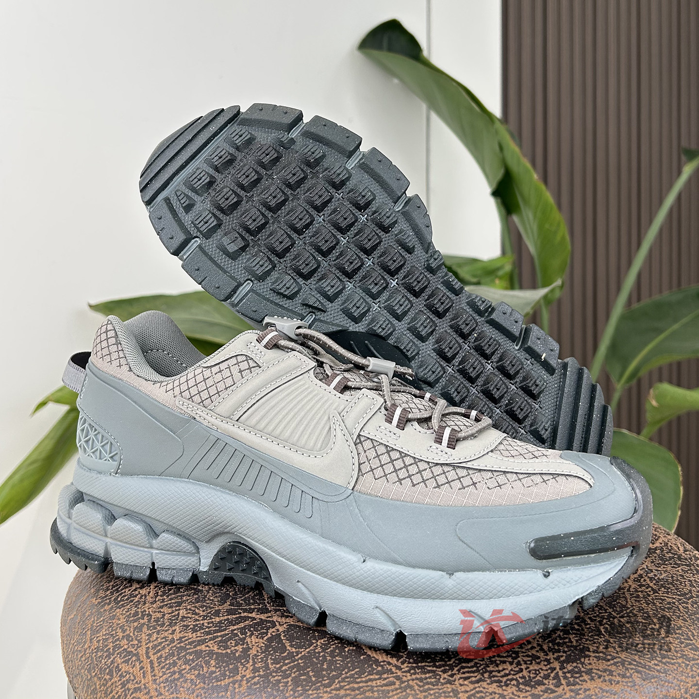 Nike耐克男子迈柔轻户外版运动鞋