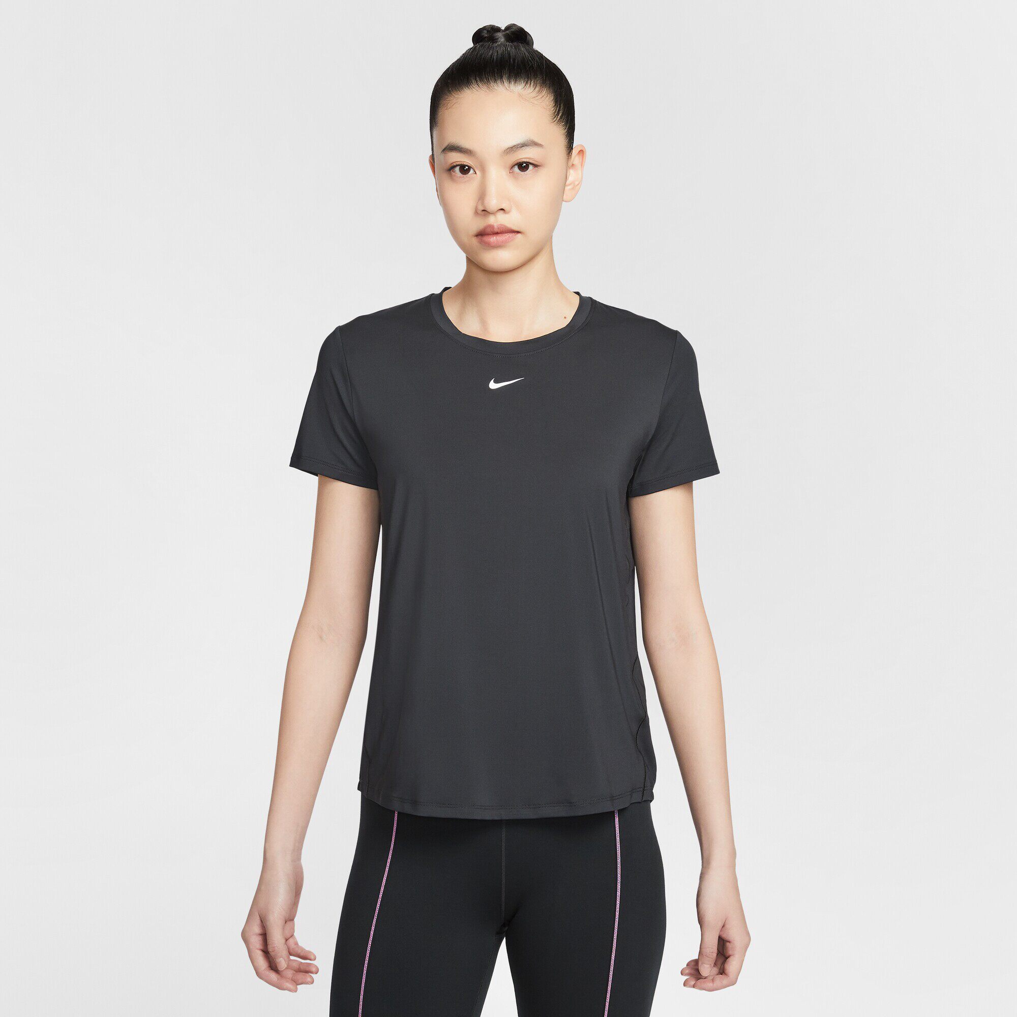 26新款NIKE耐克女子短袖速干透气训练运动T恤ONE DRI-FIT FN2799