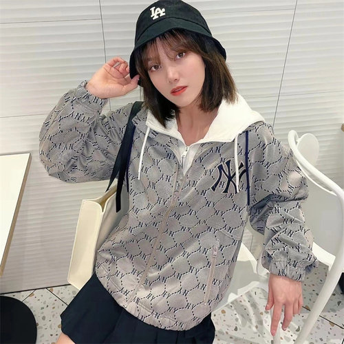MLB女NY提花复古老花防风外套