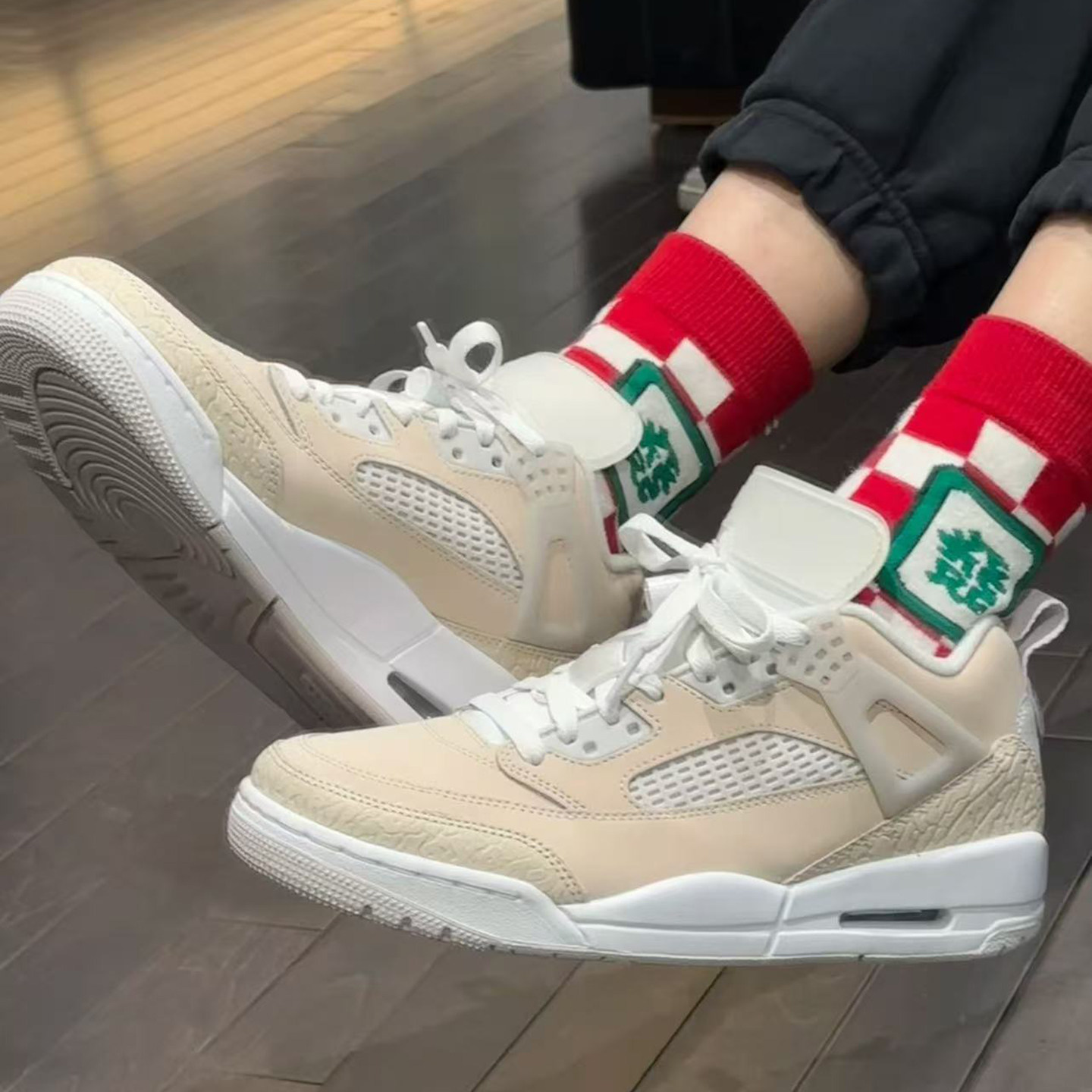 Jordan耐克男子低帮皮面运动鞋