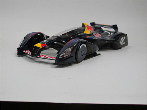 特价汽车模型autoart合金红牛18