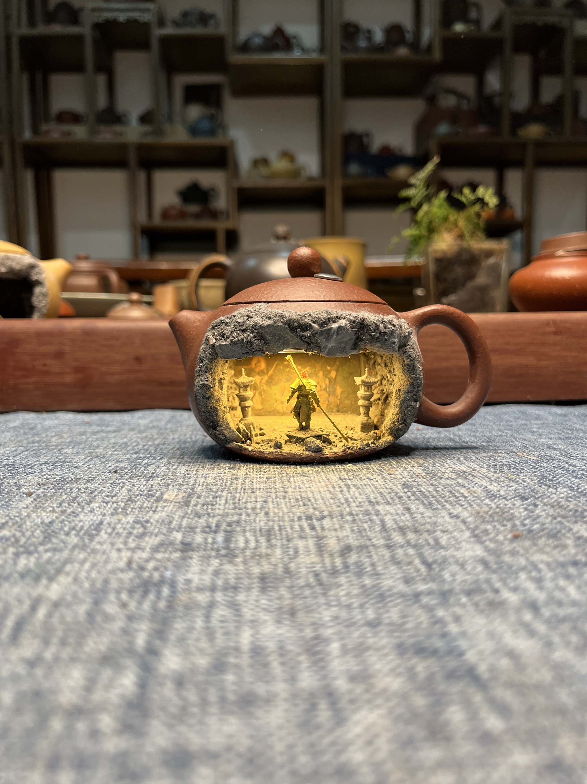 紫砂壶微观造景茶壶微景观黑神话造景茶壶摆件三色灯可充电黑悟空