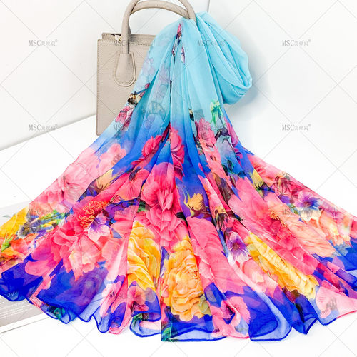 美丝宸2026牡丹花开加大纺丝压皱丝巾四季可用围巾防晒包头蓝色粉