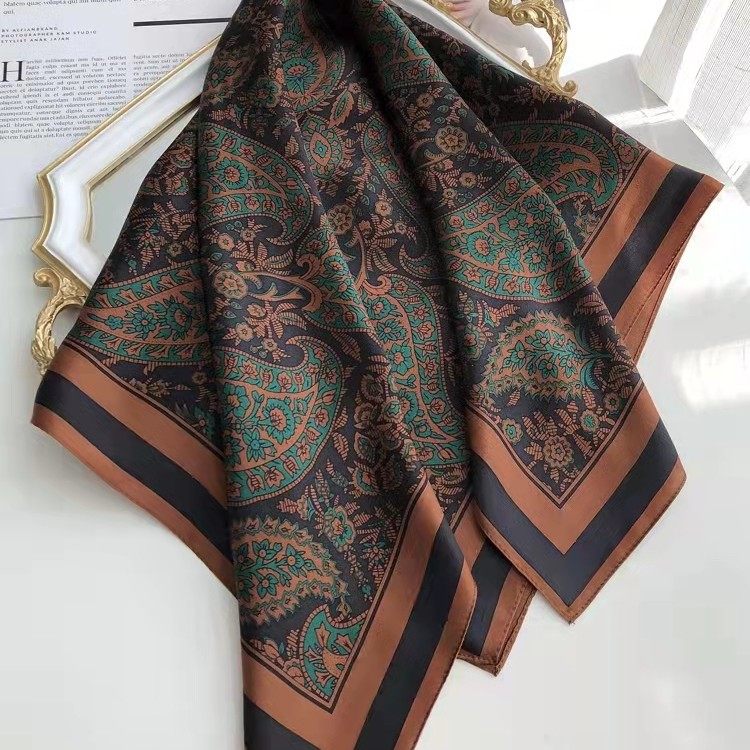 美丝宸 香云腰果110*110大方巾丝蚕缎丝巾热卖爆款百搭高档气质