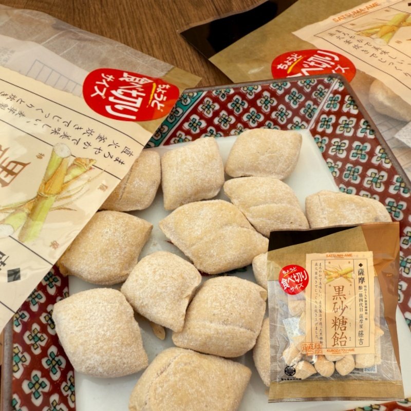 日本进口零食品富山屋黑糖糖果50g黑砂糖麦芽糖传统糖果