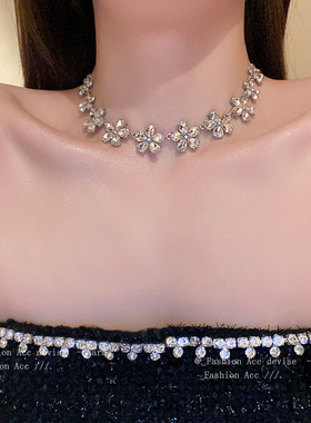 手工网红博主闪钻花朵项链女高级设计感小众颈链颈带轻奢